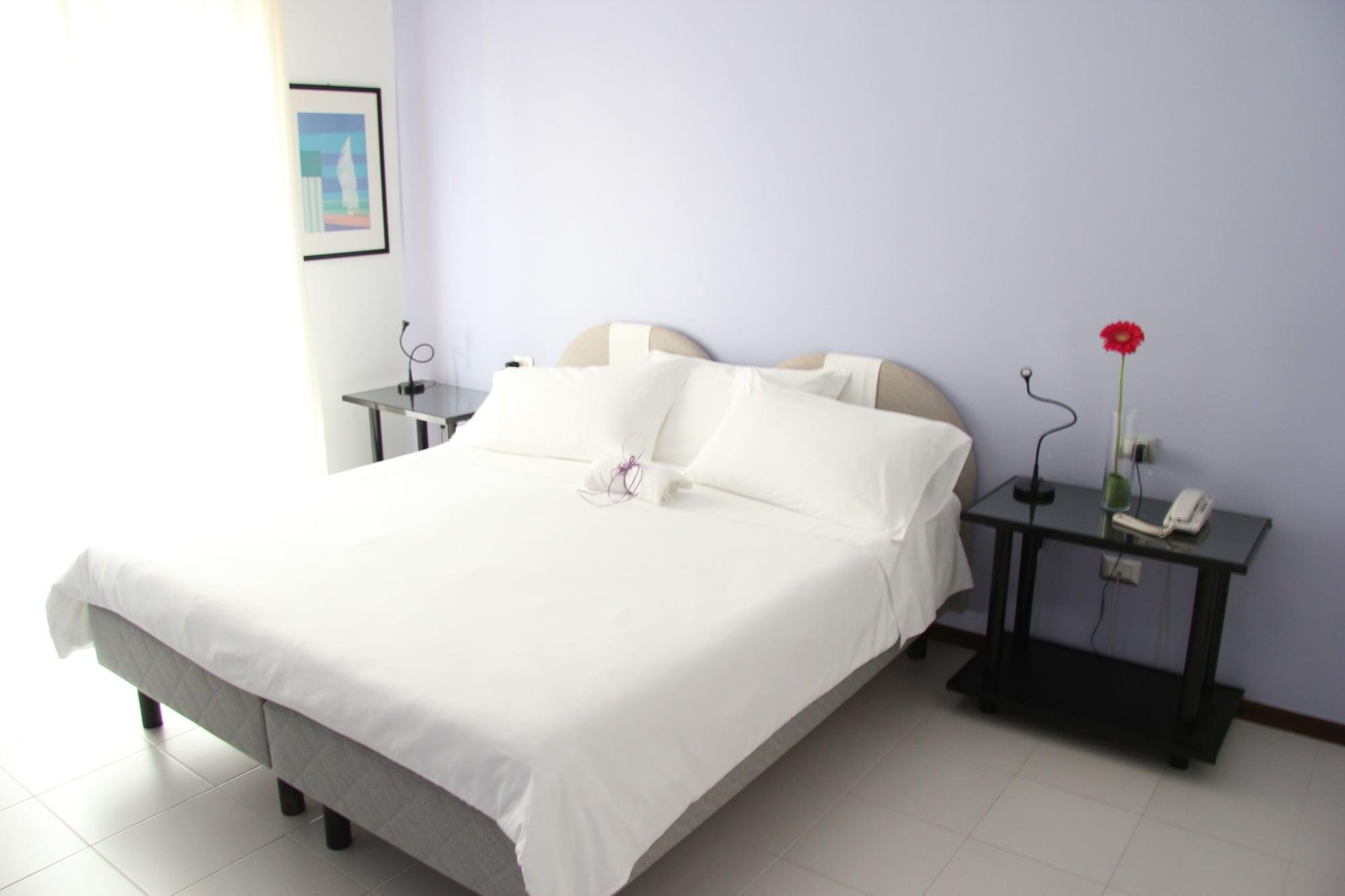 Hotel Zenit Salento Лече Екстериор снимка