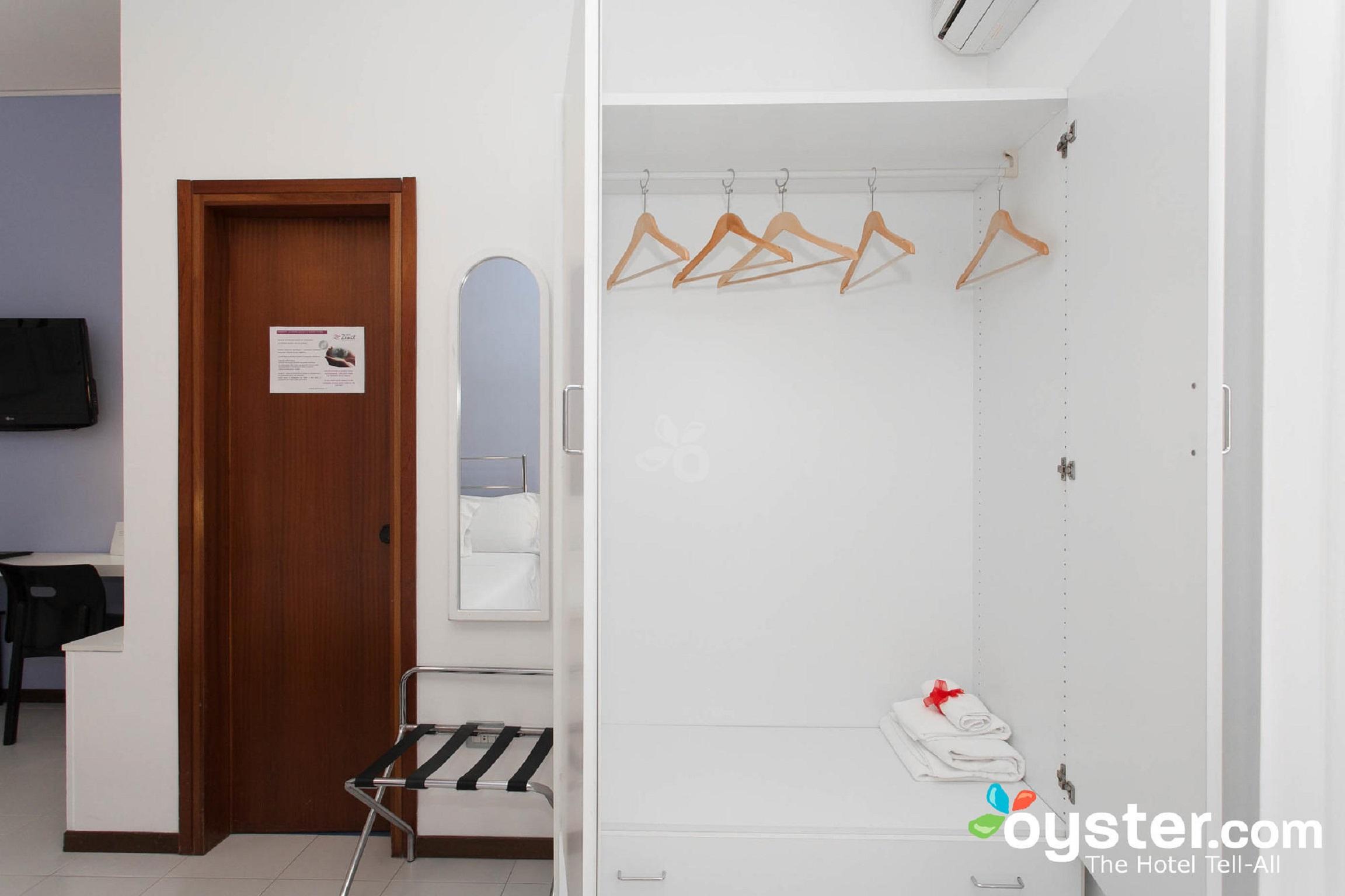 Hotel Zenit Salento Лече Екстериор снимка