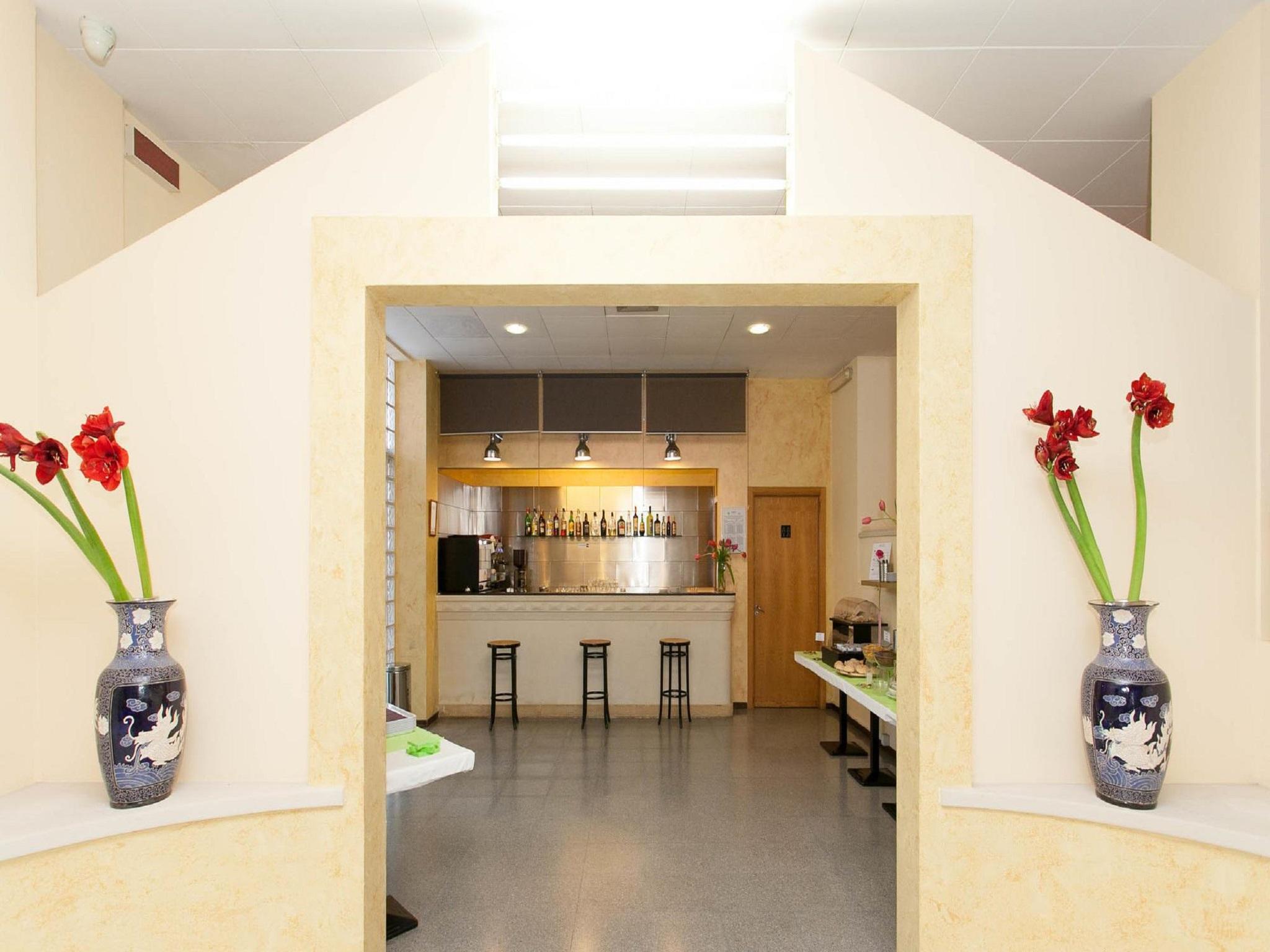 Hotel Zenit Salento Лече Екстериор снимка