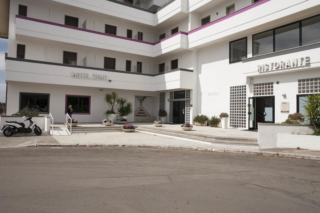 Hotel Zenit Salento Лече Екстериор снимка